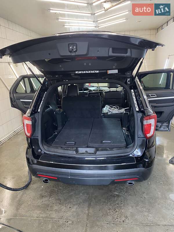 Внедорожник / Кроссовер Ford Explorer 2017 в Новомосковске