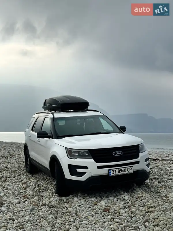 Ford Explorer