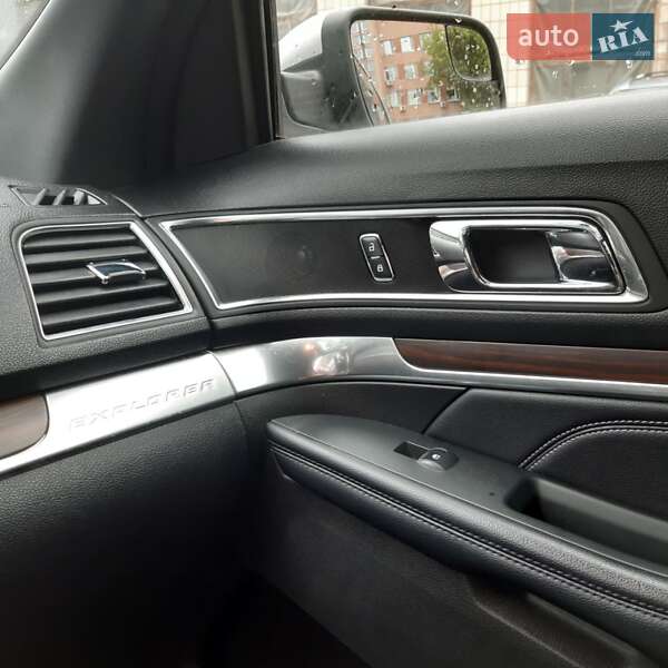 Позашляховик / Кросовер Ford Explorer 2017 в Черкасах фото 27 Позашляховик / Кросовер Ford Explorer 2017 в Черкасах
