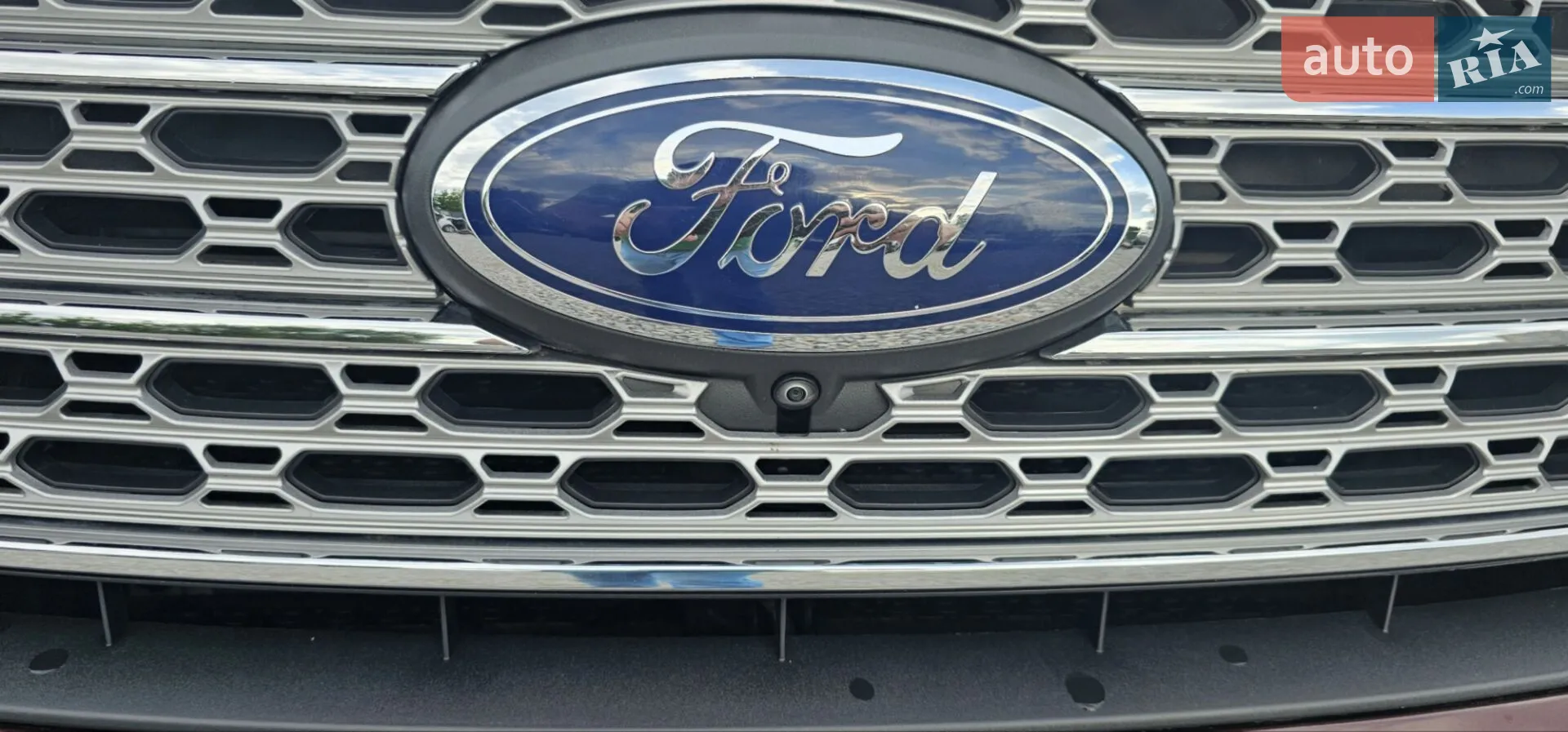 2020 Ford Explorer - мініатюра 5