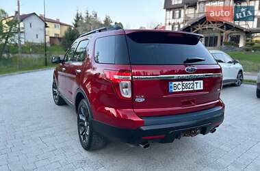 Позашляховик / Кросовер Ford Explorer 2012 в 