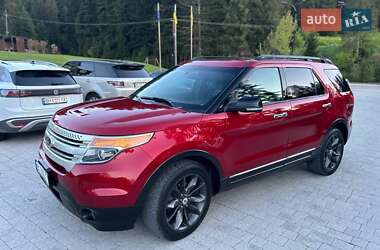 Позашляховик / Кросовер Ford Explorer 2012 в 