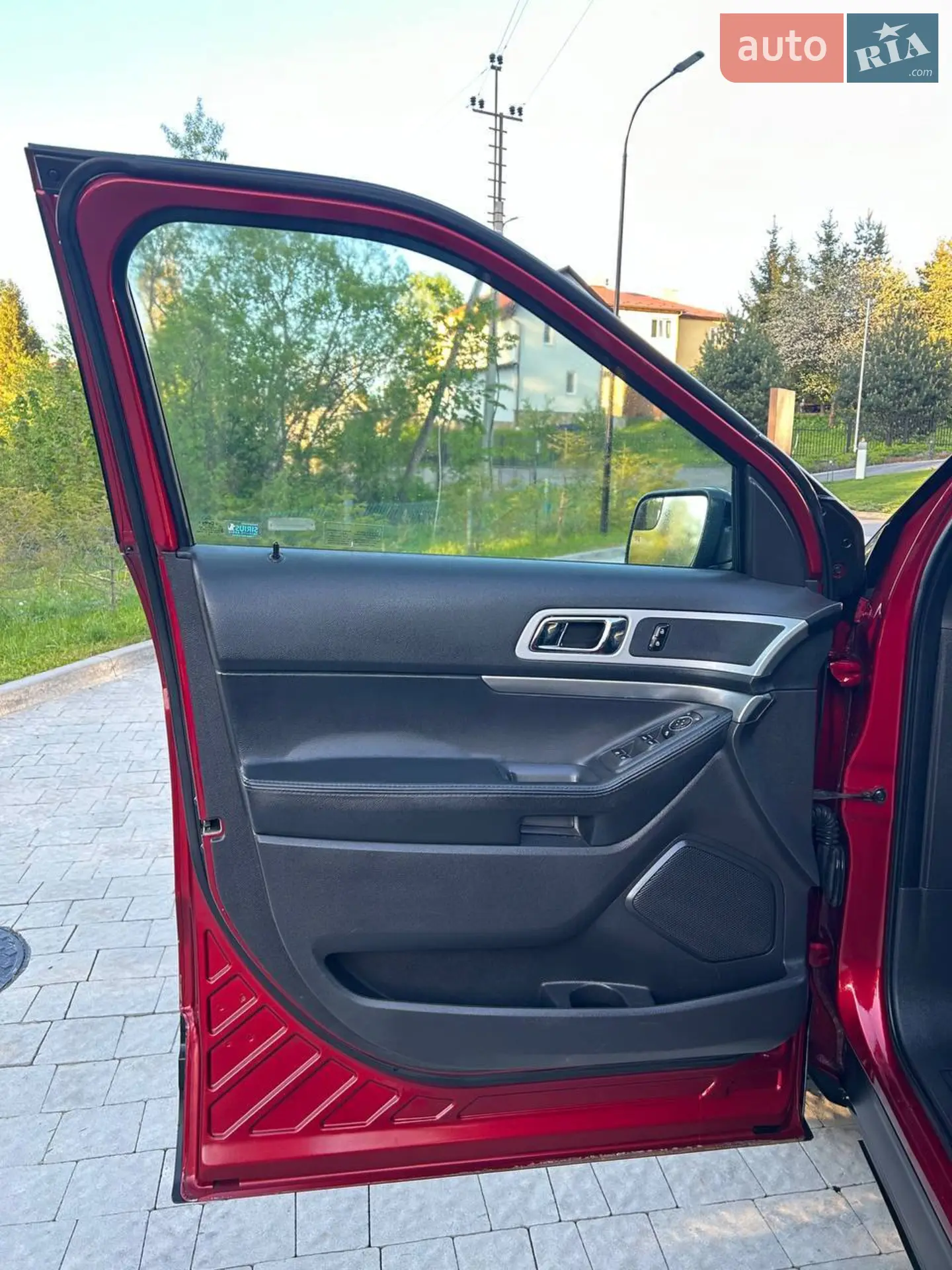 Ford Explorer 2012 VIN 1FM5K8D89DGA17614 фото оголошення 39 з 67