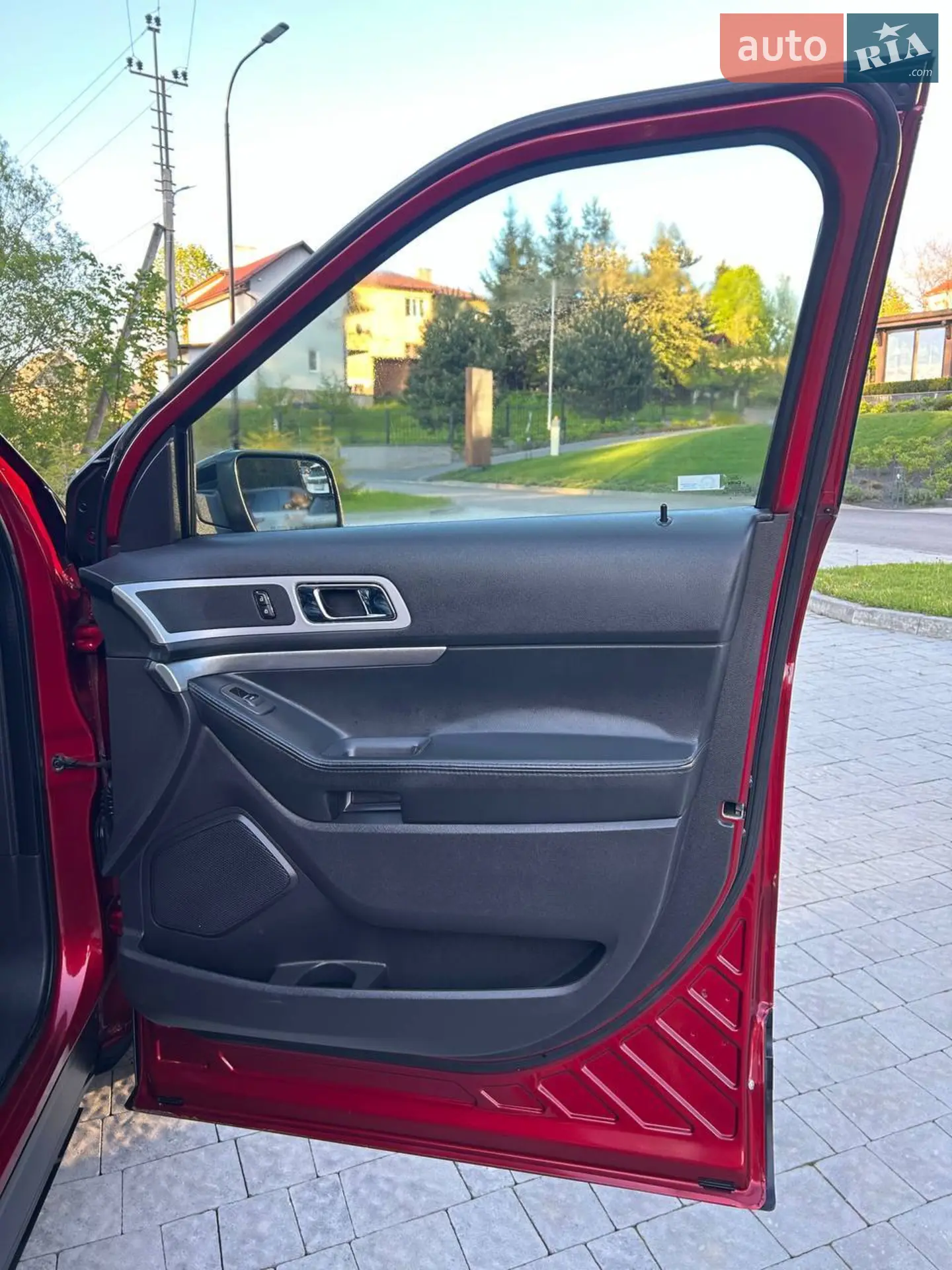 2012 Ford Explorer - мініатюра 32