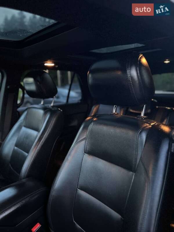 Внедорожник / Кроссовер Ford Explorer 2012 в Дрогобыче