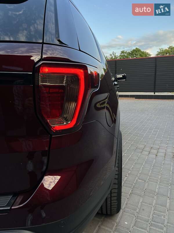 Позашляховик / Кросовер Ford Explorer 2018 в Одесі