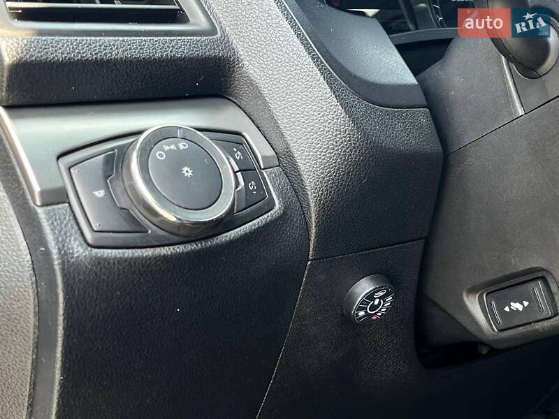 Позашляховик / Кросовер Ford Explorer 2017 в Львові