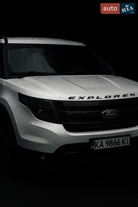Внедорожник / Кроссовер Ford Explorer 2013 в Первомайске