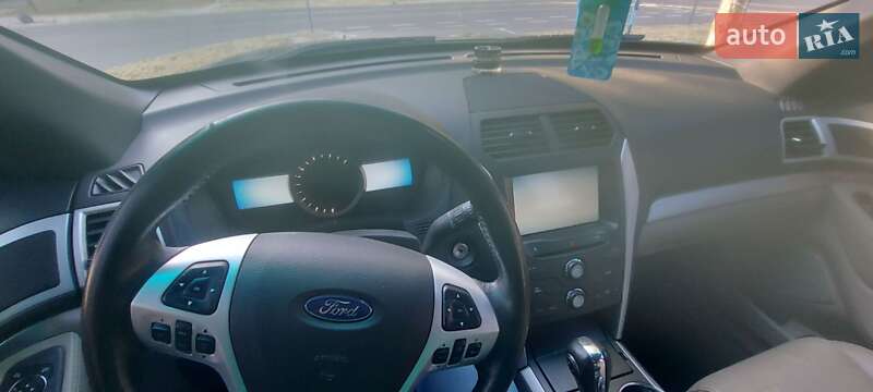 Позашляховик / Кросовер Ford Explorer 2014 в Миколаєві