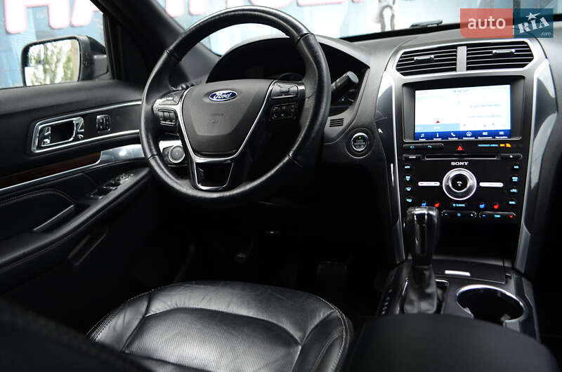 Внедорожник / Кроссовер Ford Explorer 2018 в Киеве