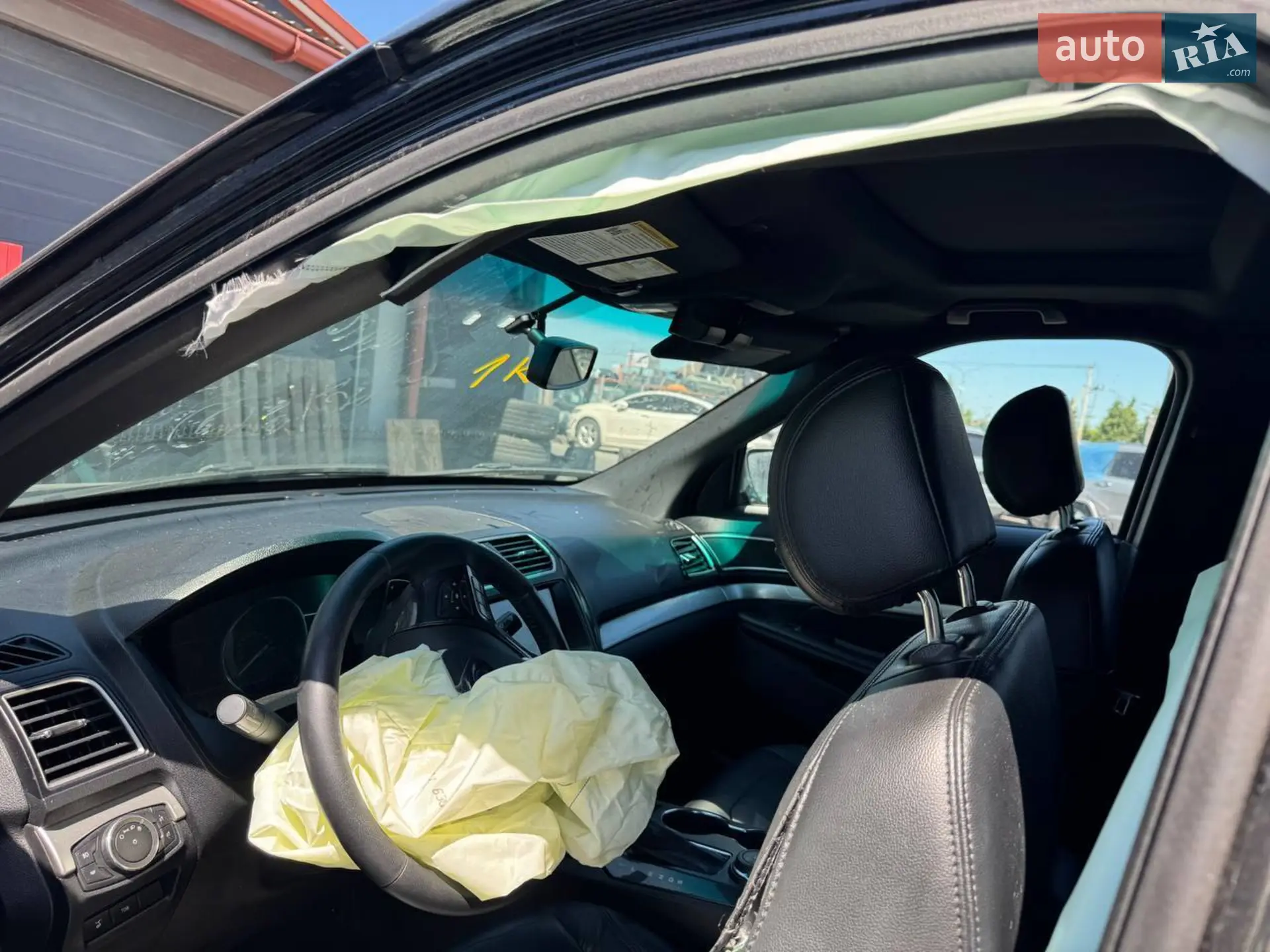 2015 Ford Explorer - мініатюра 13