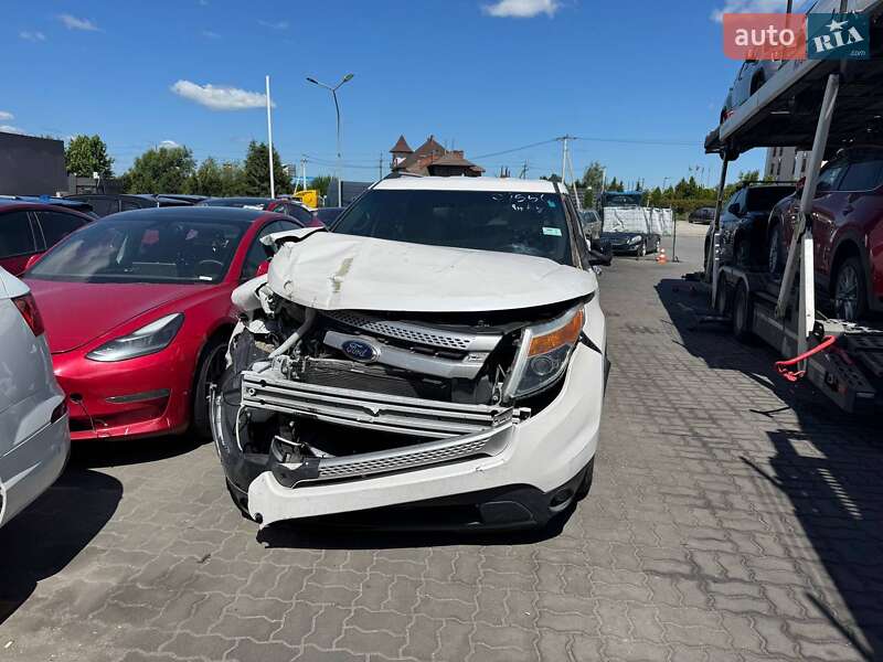 Позашляховик / Кросовер Ford Explorer 2013 в Львові фото Позашляховик / Кросовер Ford Explorer 2013 в Львові