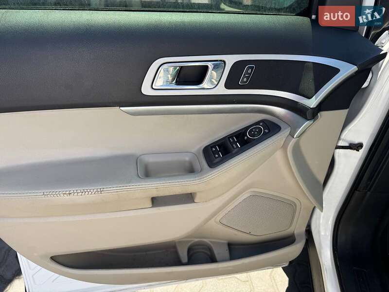 Позашляховик / Кросовер Ford Explorer 2013 в Львові фото 9 Позашляховик / Кросовер Ford Explorer 2013 в Львові