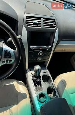 Позашляховик / Кросовер Ford Explorer 2013 в Львові