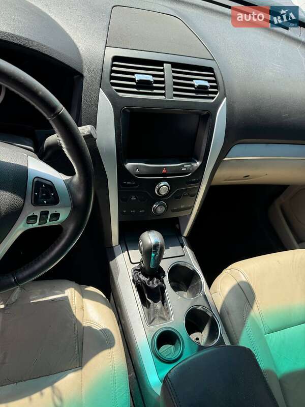 Внедорожник / Кроссовер Ford Explorer 2013 в Львове фото 13 Внедорожник / Кроссовер Ford Explorer 2013 в Львове