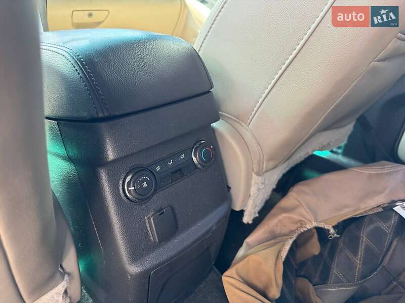 Позашляховик / Кросовер Ford Explorer 2013 в Львові фото 16 Позашляховик / Кросовер Ford Explorer 2013 в Львові