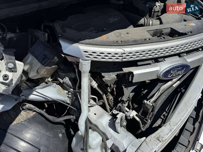 Позашляховик / Кросовер Ford Explorer 2013 в Львові фото 21 Позашляховик / Кросовер Ford Explorer 2013 в Львові