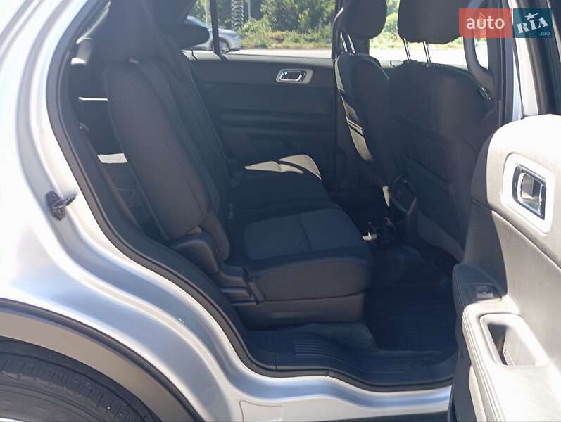 Внедорожник / Кроссовер Ford Explorer 2013 в Дубно