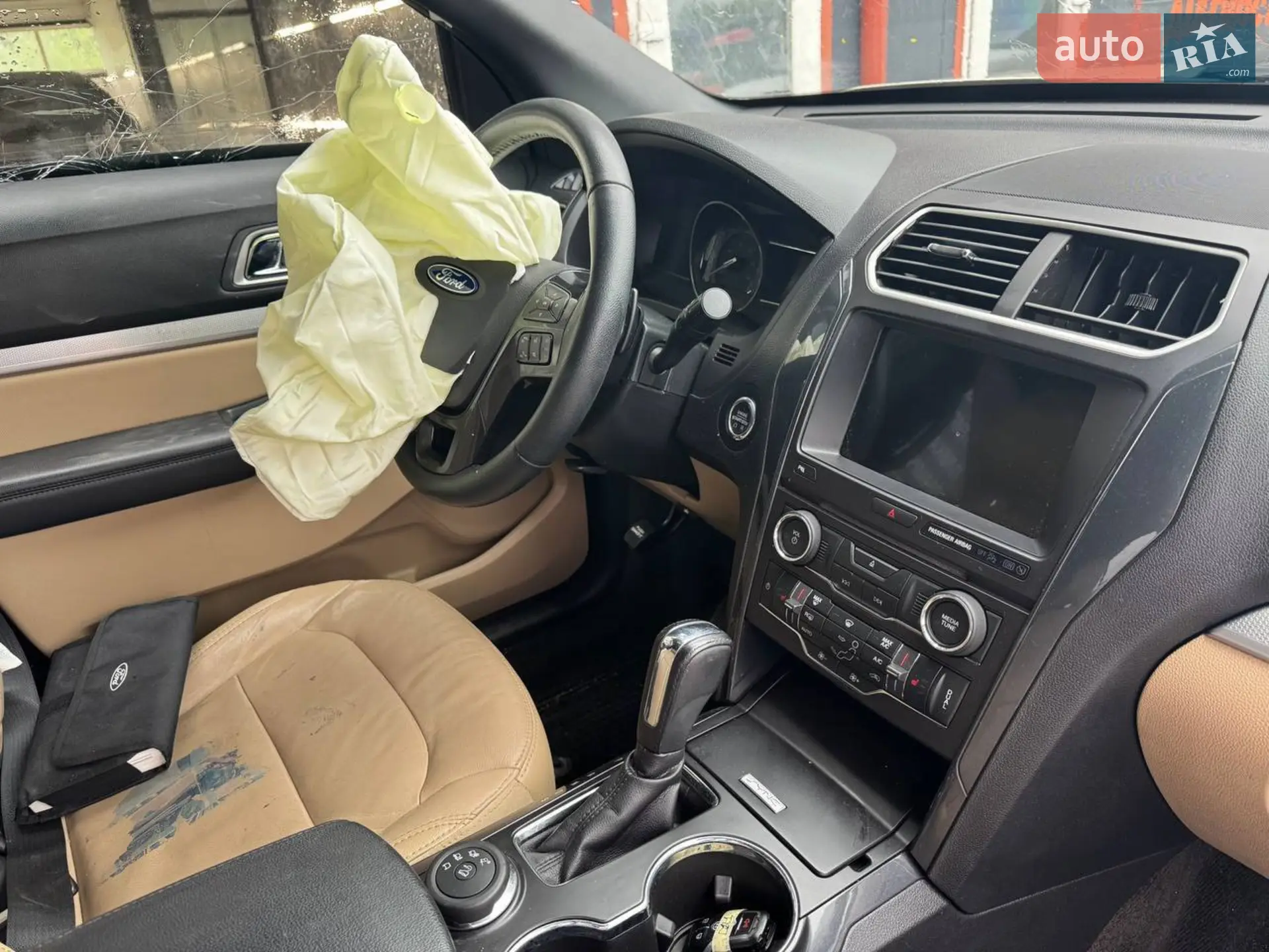 2017 Ford Explorer - мініатюра 11
