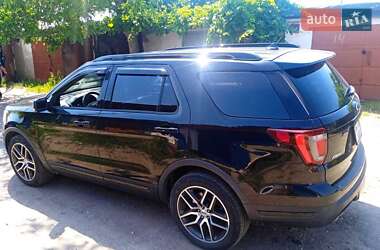 Внедорожник / Кроссовер Ford Explorer 2018 в 