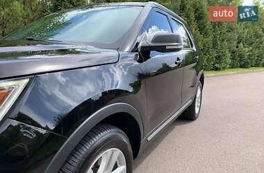 Внедорожник / Кроссовер Ford Explorer 2018 в 