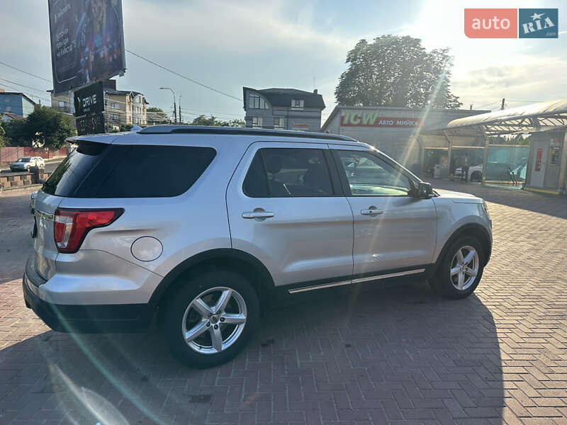 Внедорожник / Кроссовер Ford Explorer 2018 в Ровно