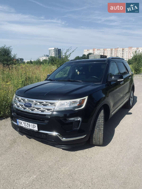 Внедорожник / Кроссовер Ford Explorer 2017 в Ровно