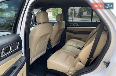 Внедорожник / Кроссовер Ford Explorer 2016 в 