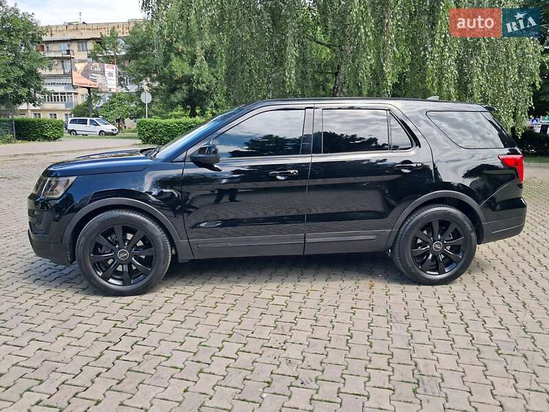 Внедорожник / Кроссовер Ford Explorer 2018 в Черновцах
