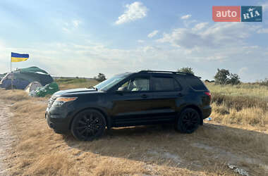 Внедорожник / Кроссовер Ford Explorer 2011 в 