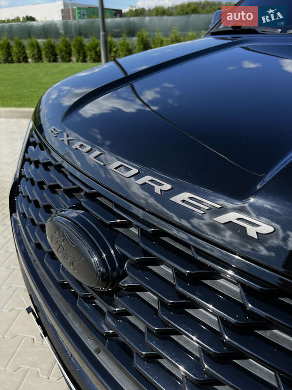 Внедорожник / Кроссовер Ford Explorer 2018 в Виннице
