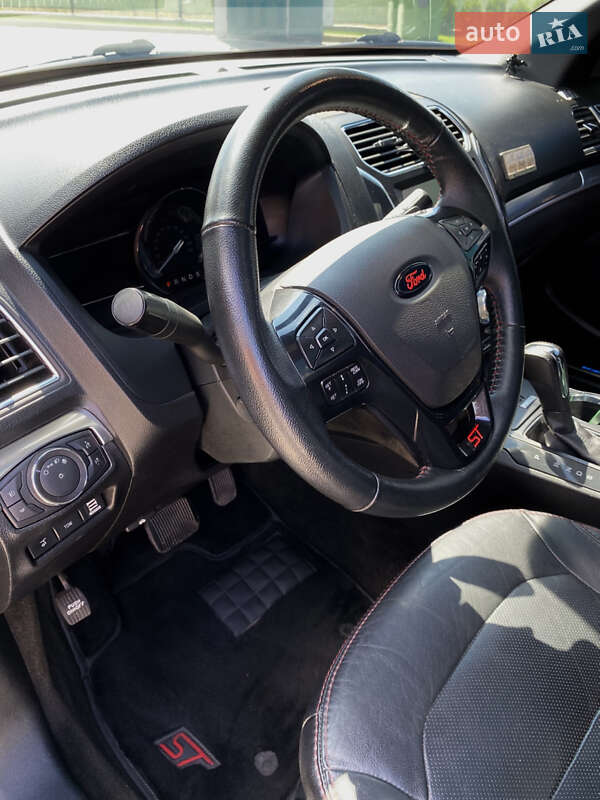 Внедорожник / Кроссовер Ford Explorer 2018 в Виннице