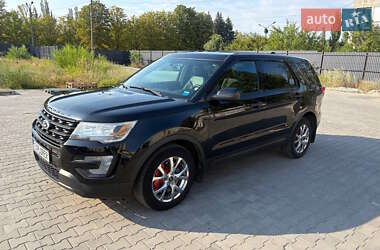 Внедорожник / Кроссовер Ford Explorer 2017 в 