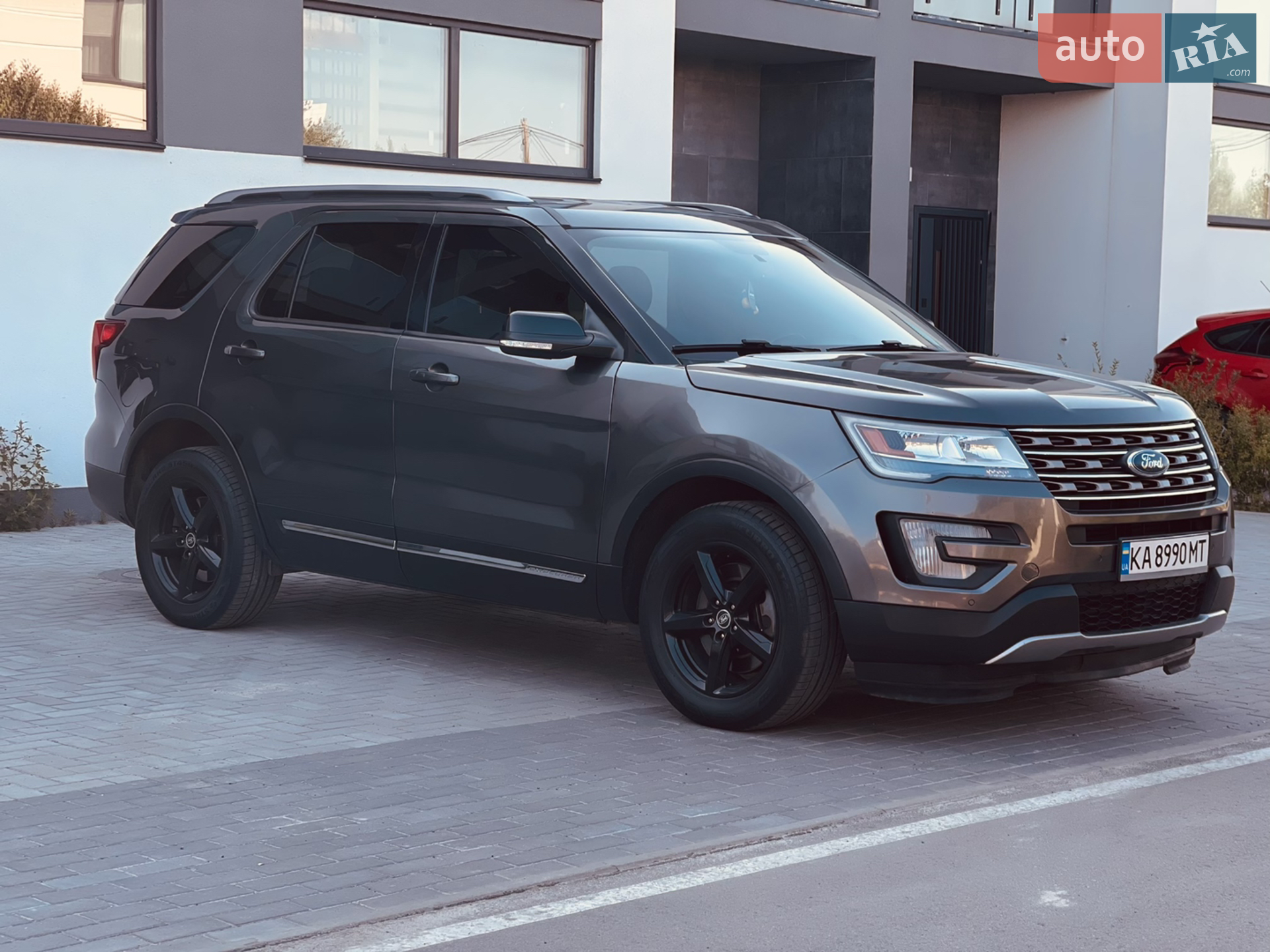 2016 Ford Explorer - мініатюра 2
