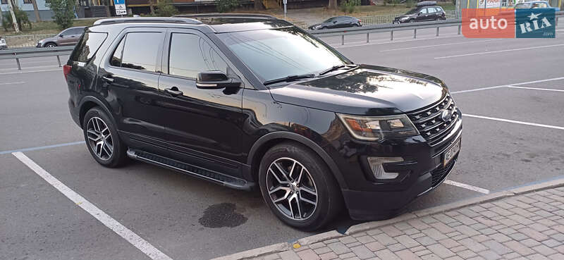 Внедорожник / Кроссовер Ford Explorer 2017 в Днепре