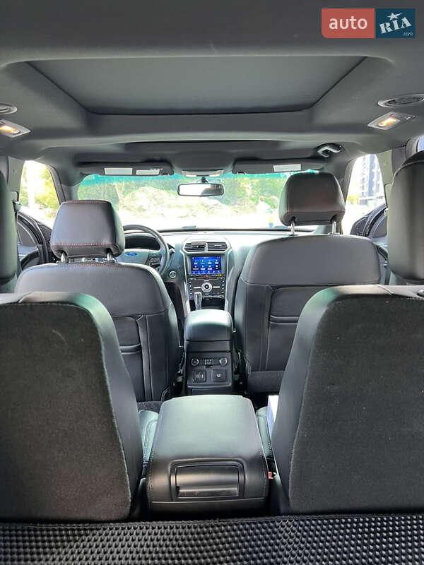 Позашляховик / Кросовер Ford Explorer 2016 в Івано-Франківську