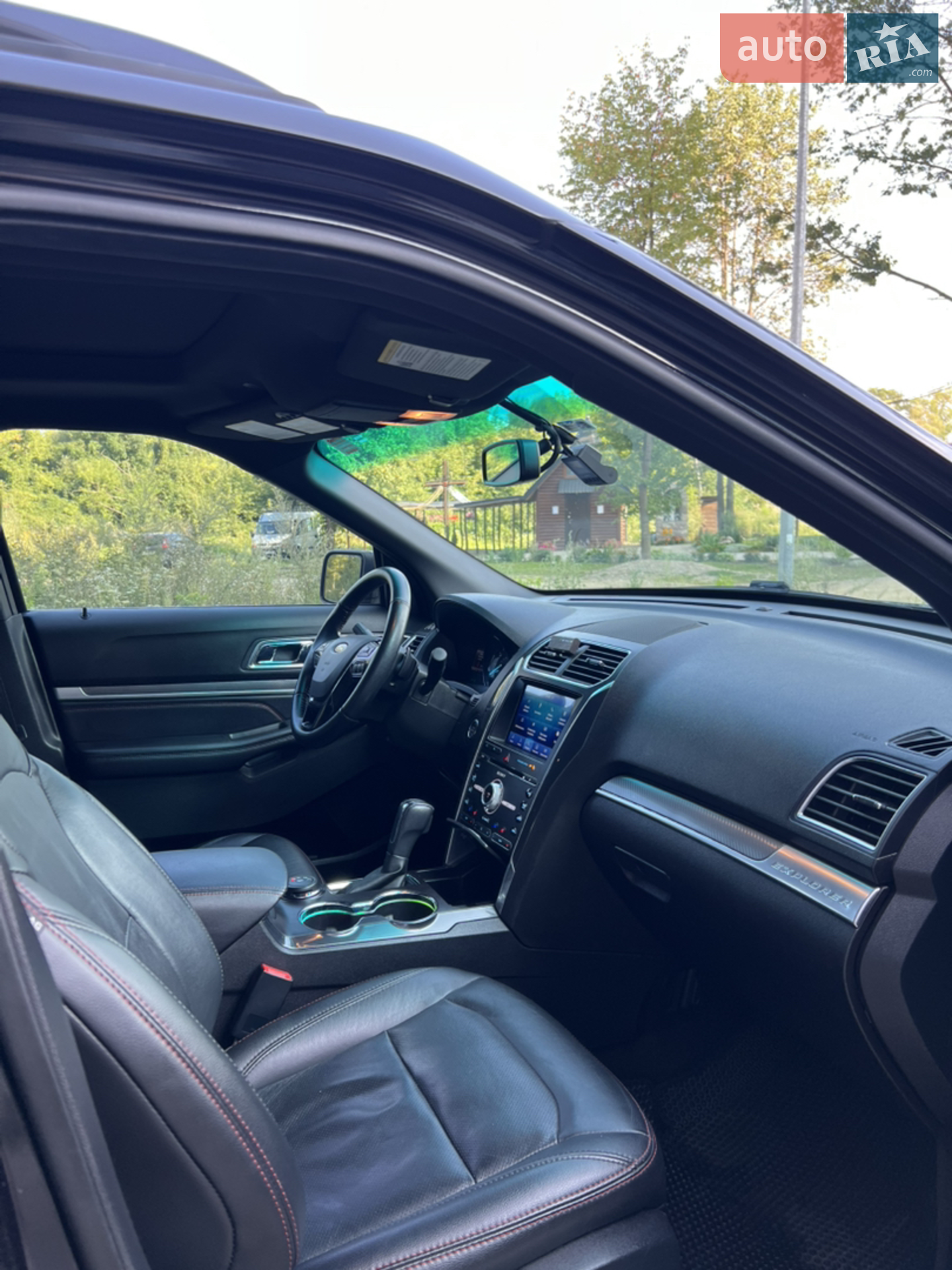 2016 Ford Explorer - мініатюра 37