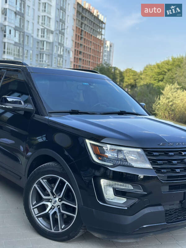 Позашляховик / Кросовер Ford Explorer 2016 в Івано-Франківську