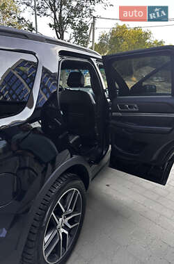 Внедорожник / Кроссовер Ford Explorer 2016 в Ивано-Франковске