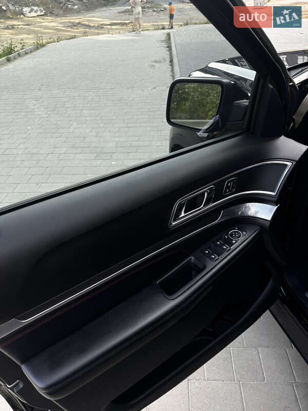 Позашляховик / Кросовер Ford Explorer 2016 в Івано-Франківську