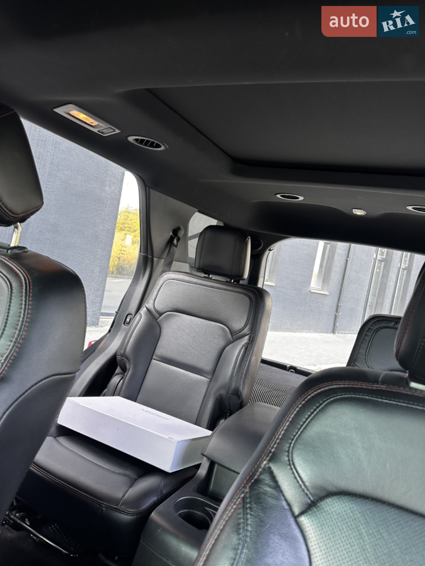 2016 Ford Explorer - мініатюра 80