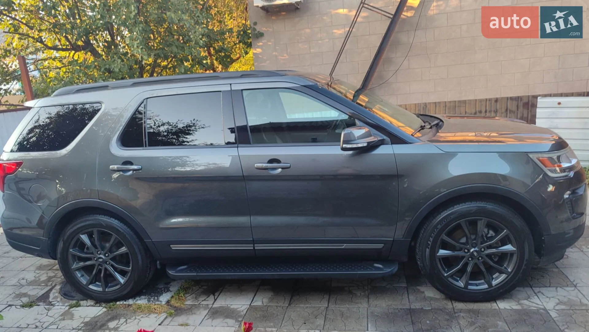 2018 Ford Explorer - мініатюра 8