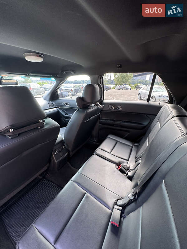 Внедорожник / Кроссовер Ford Explorer 2016 в Киеве