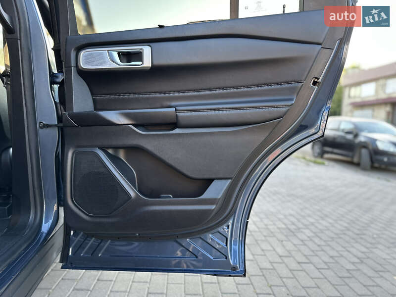 Позашляховик / Кросовер Ford Explorer 2019 в Рівному