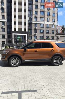 Внедорожник / Кроссовер Ford Explorer 2017 в Ирпене