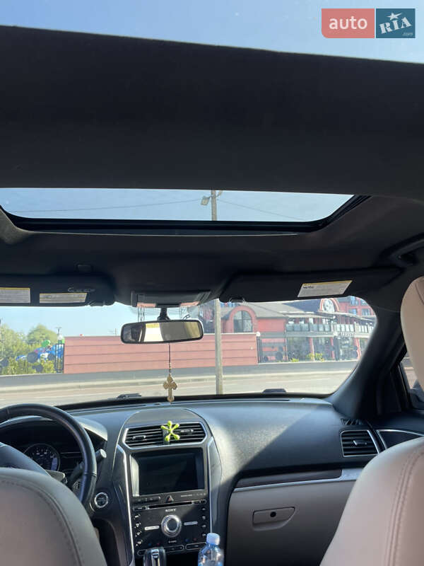 Внедорожник / Кроссовер Ford Explorer 2018 в Львове