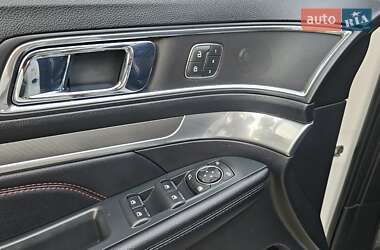 Внедорожник / Кроссовер Ford Explorer 2019 в 