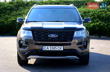 Позашляховик / Кросовер Ford Explorer 2015 в Умані