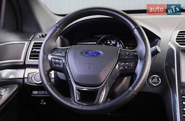 Позашляховик / Кросовер Ford Explorer 2017 в Києві