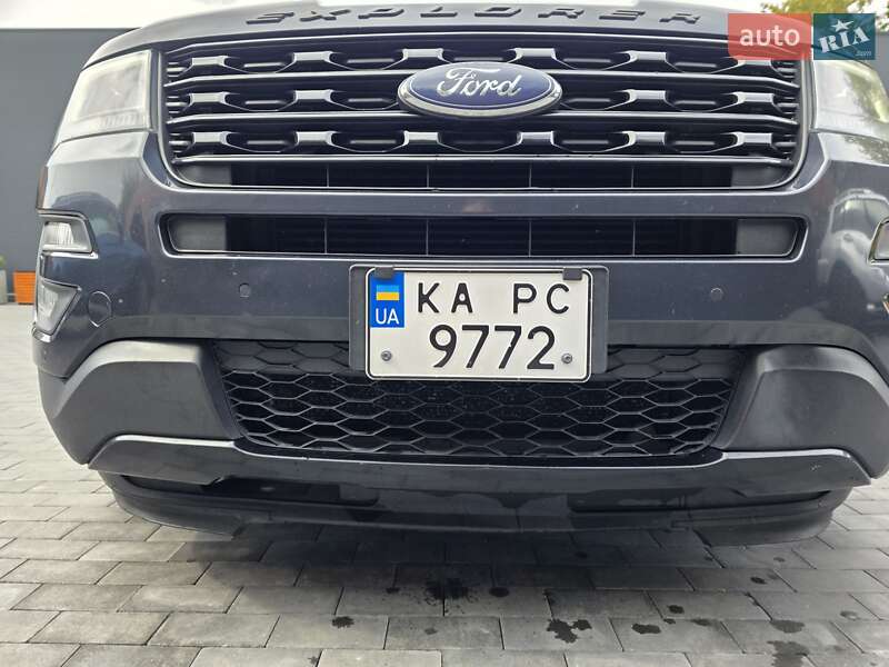 Внедорожник / Кроссовер Ford Explorer 2016 в Киеве